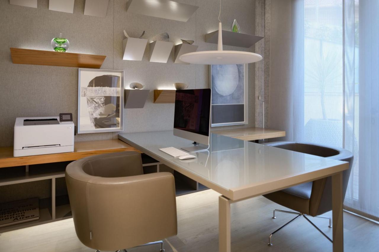 Sh Colon Hotel Valence